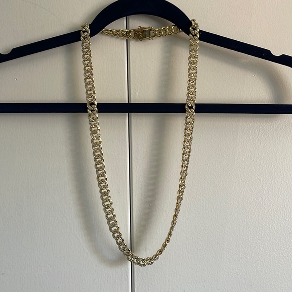 NWOT blingy necklace - Picture 2 of 2